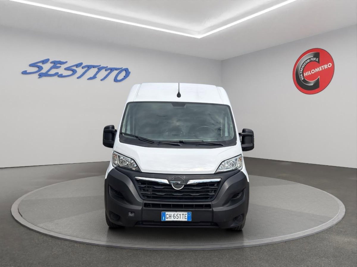 Opel Movano Furgone Heavy 35 L2H2 2.2 diesel 140cv S&S (2)