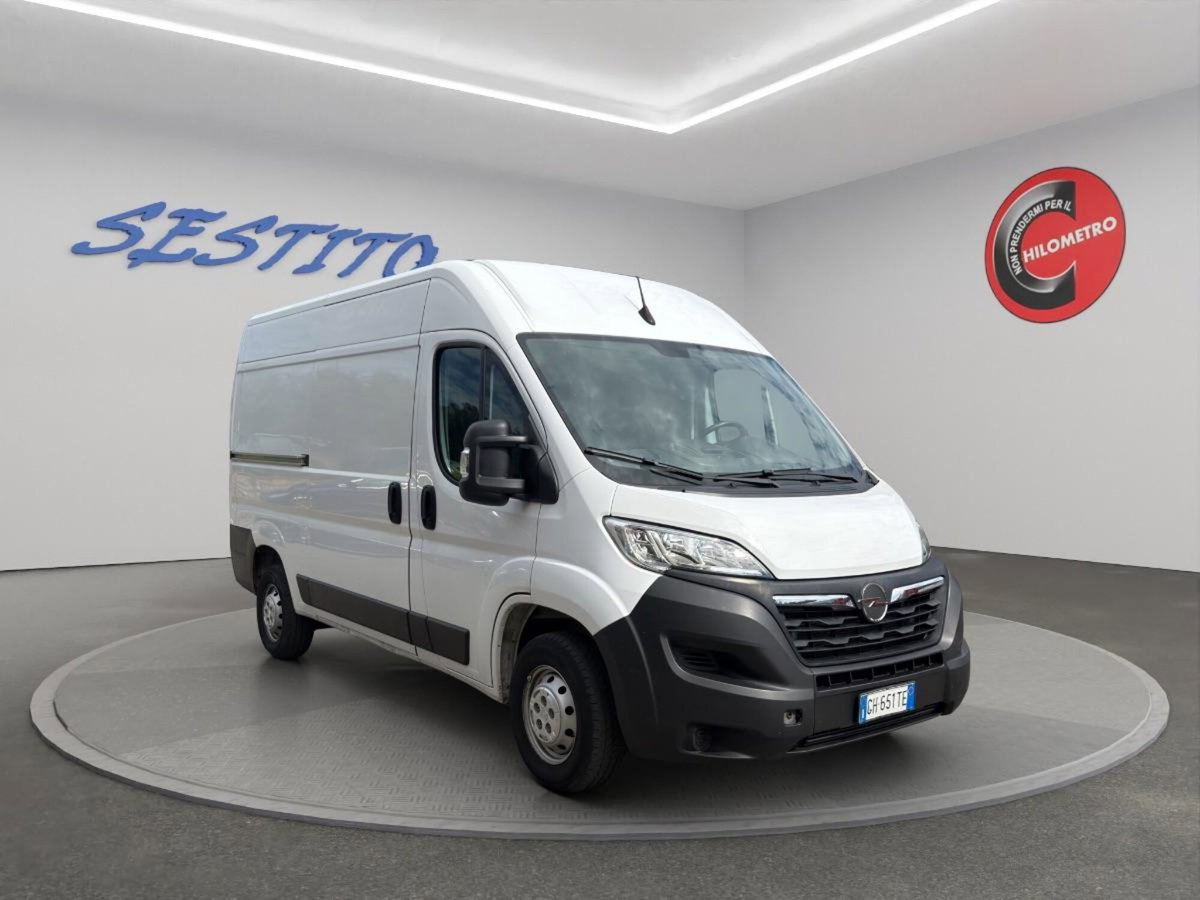 Opel Movano Furgone Heavy 35 L2H2 2.2 diesel 140cv S&S (3)