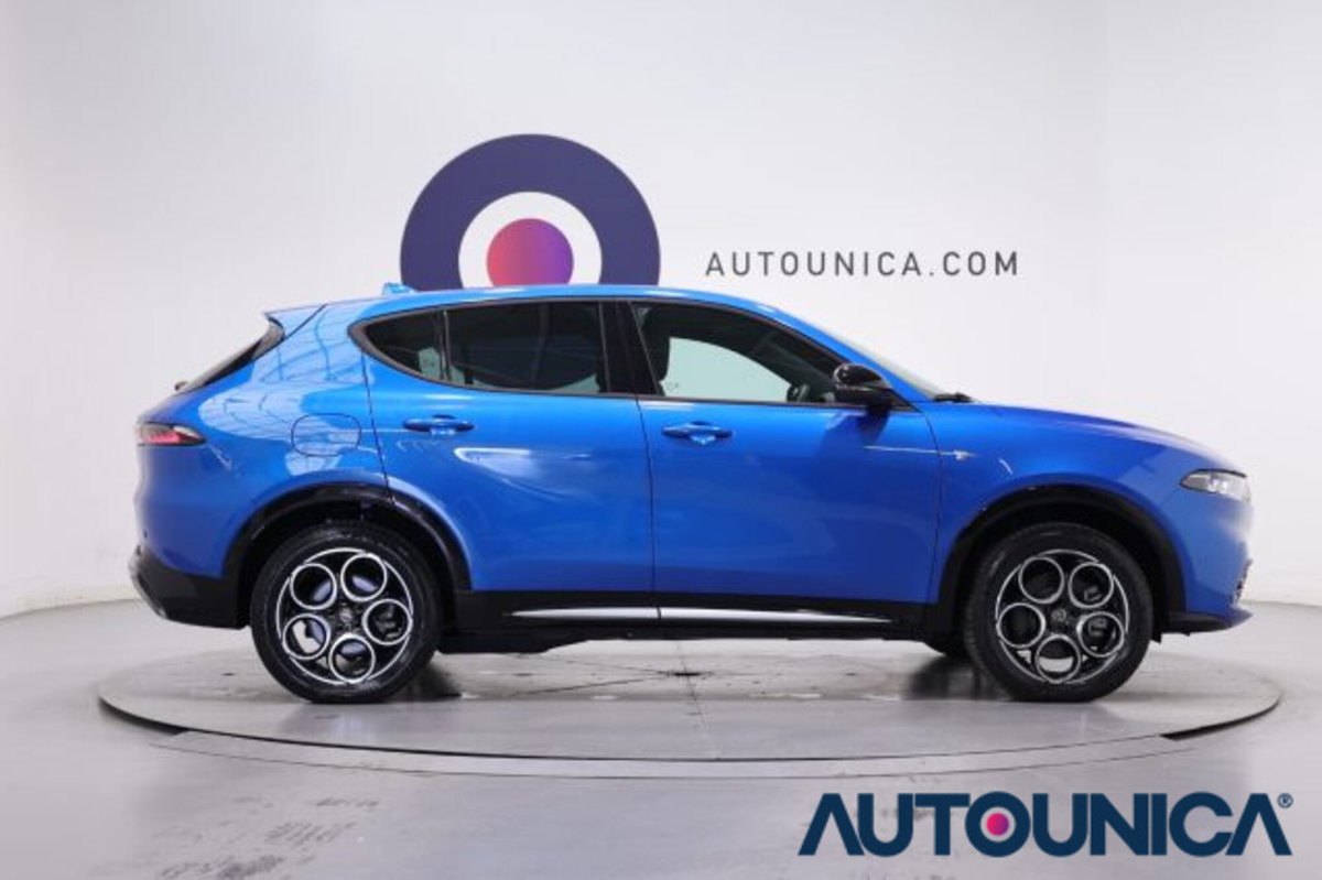 Alfa Romeo Tonale 1.3 phev Ti Q4 270cv at6 (4)
