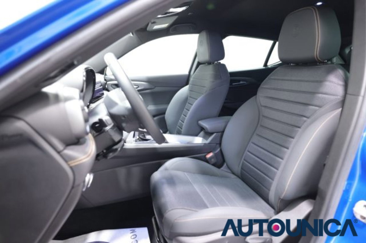 Alfa Romeo Tonale 1.3 phev Ti Q4 270cv at6 (6)