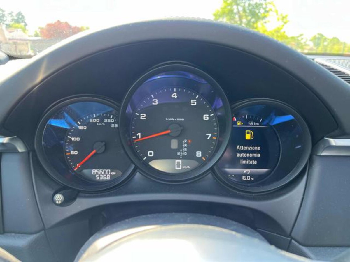 Porsche Macan 2.0 (10)
