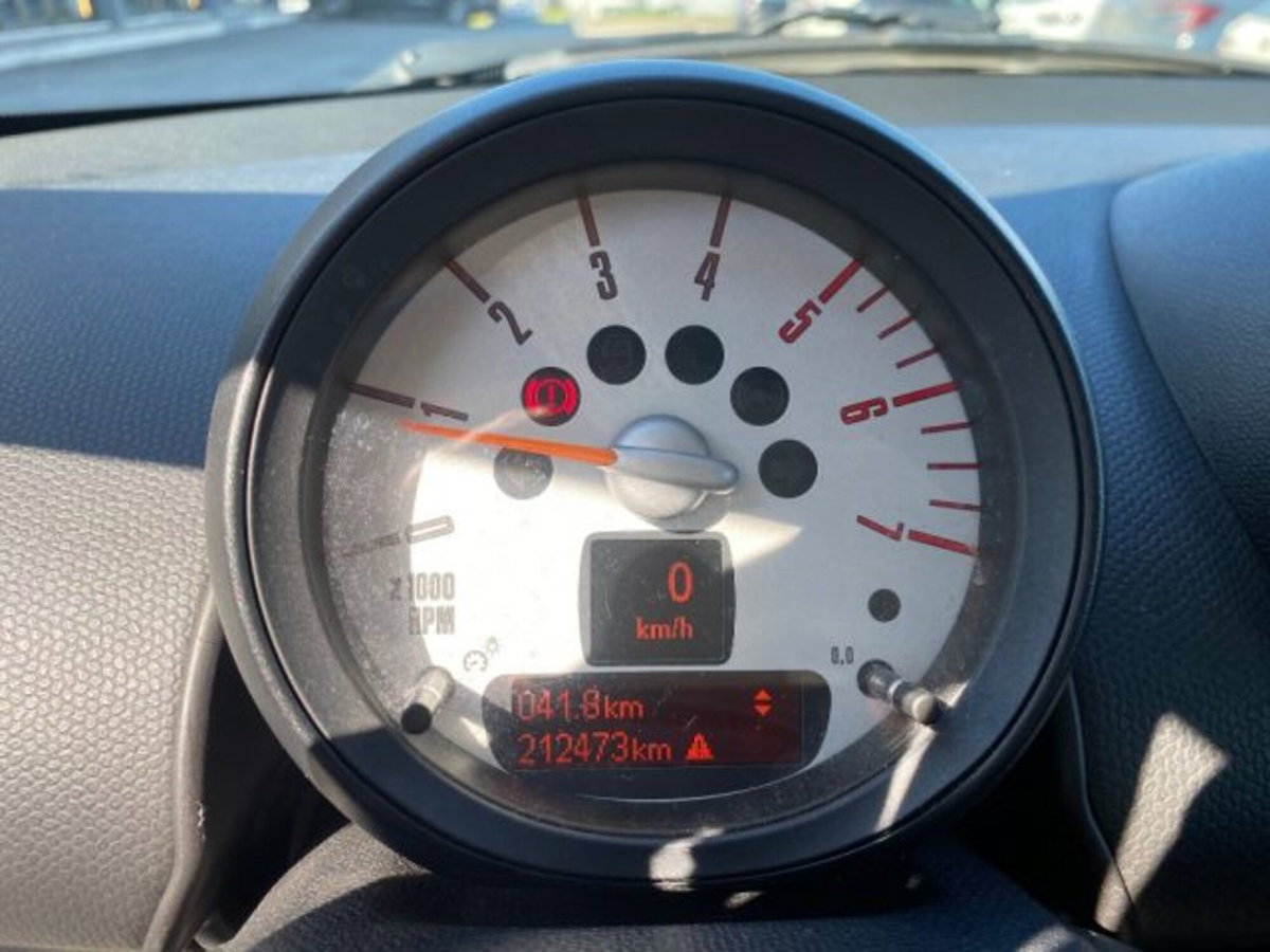 MINI Mini Countryman 1.6 Cooper D Countryman (11)