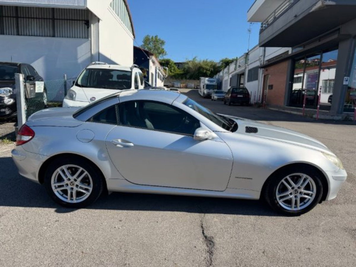 Mercedes-Benz SLK 200 Kompressor cat Sport (3)