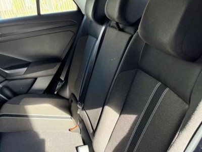 Volkswagen T-Roc 1.6 TDI SCR Advanced BlueMotion Technology (13)