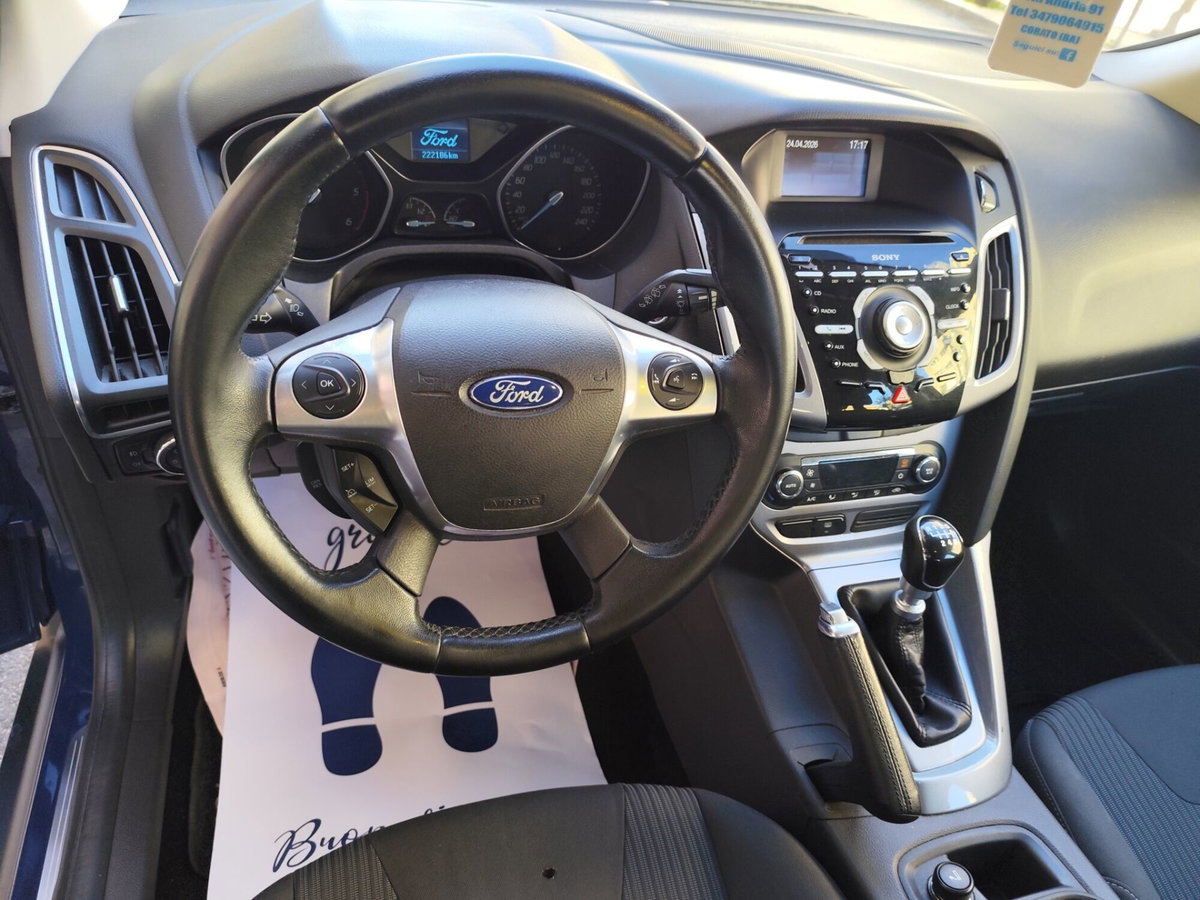 Ford Focus Station Wagon 1.6 TDCi 115 CV SW Titanium (18)