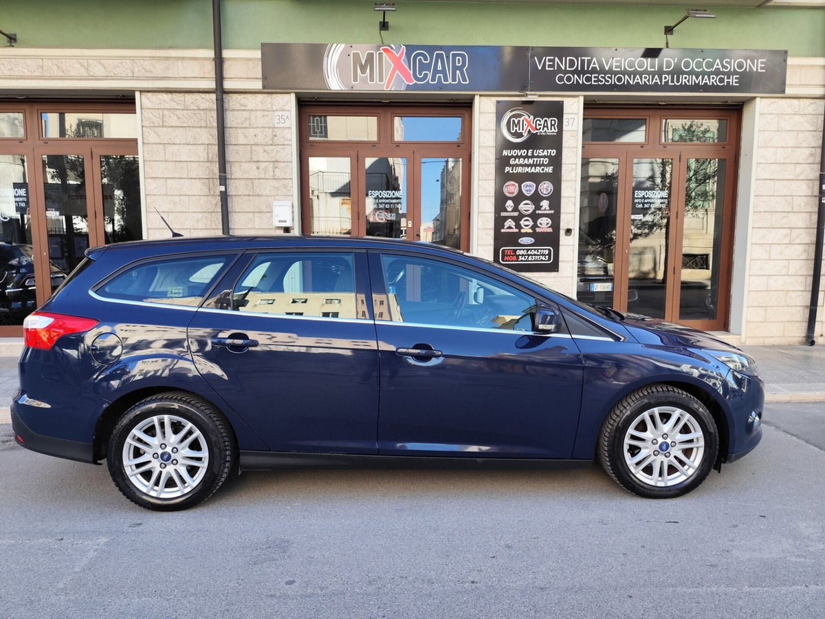 Ford Focus Station Wagon 1.6 TDCi 115 CV SW Titanium (9)