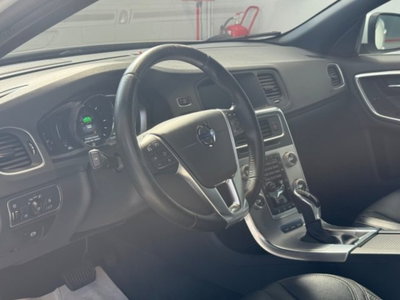 Volvo V60 D6 Twin Engine Geartronic Momentum (17)