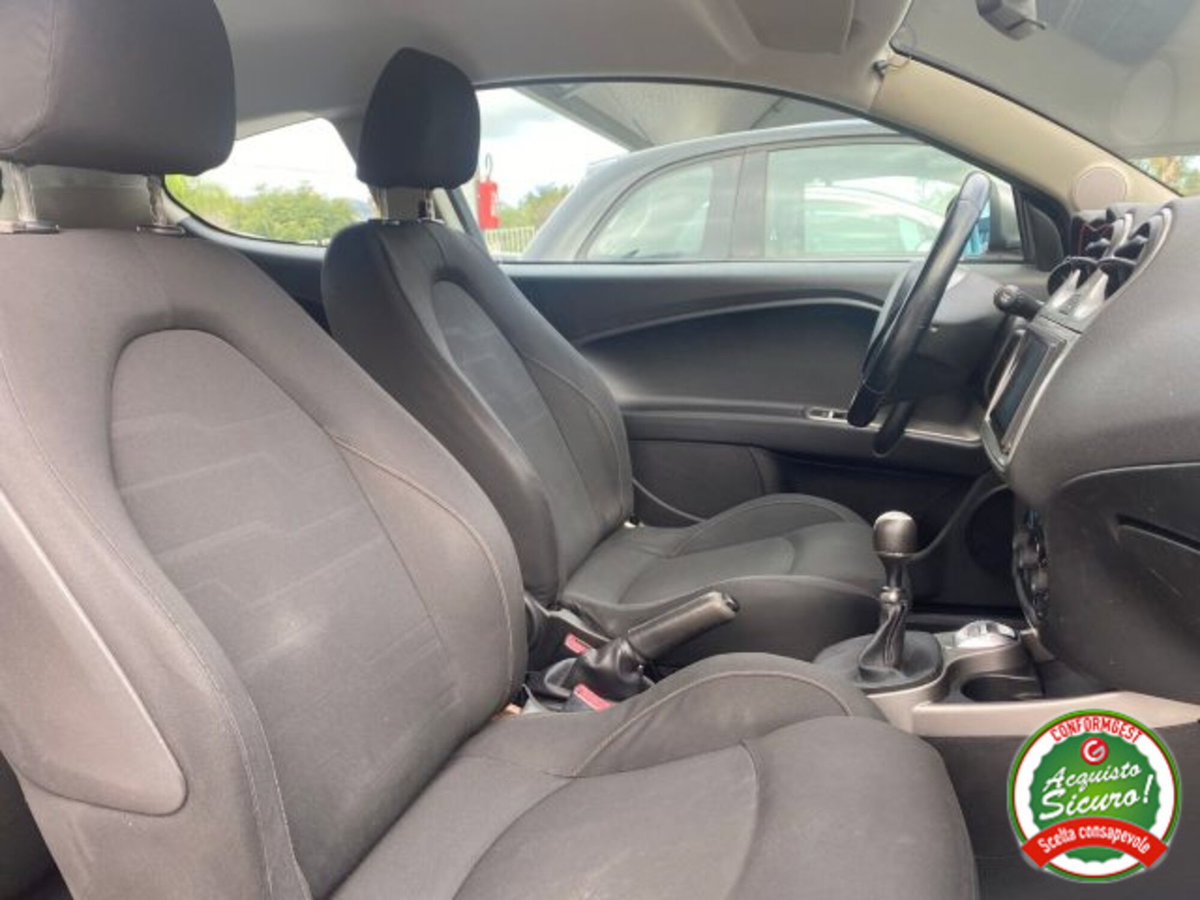 Alfa Romeo MiTo 1.3 JTDm-2 95 CV S&S Distinctive (10)