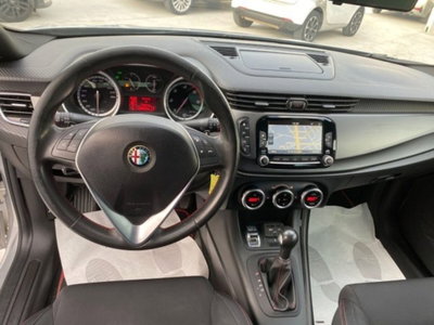 Alfa Romeo Giulietta 2.0 JTDm Super 175cv tct (11)