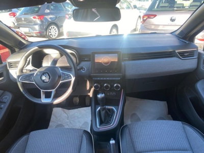 Renault Clio TCe 90 CV 5 porte Techno (10)