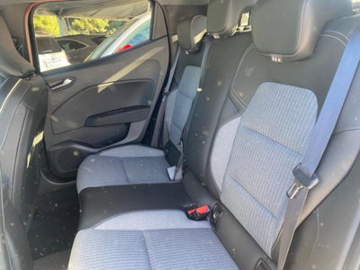 Renault Clio TCe 90 CV 5 porte Techno (12)