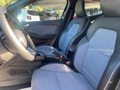 Renault Clio TCe 90 CV 5 porte Techno (8)
