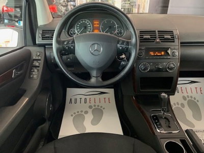 Mercedes-Benz Classe A 180 CDI Elegance (10)