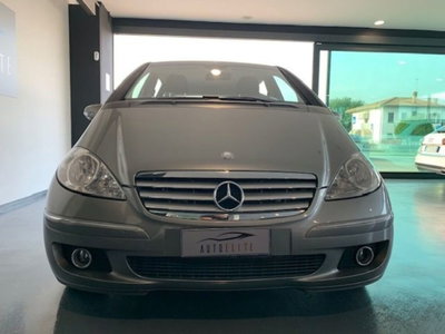 Mercedes-Benz Classe A 180 CDI Elegance (2)