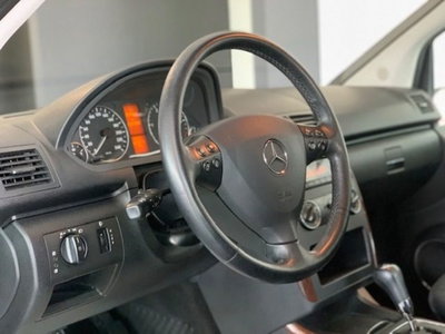 Mercedes-Benz Classe A 180 CDI Elegance (9)