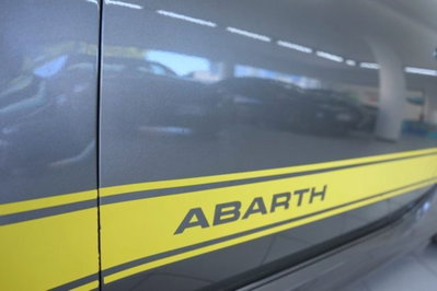 Abarth 595 595 1.4 Turbo T-Jet 140 CV (17)