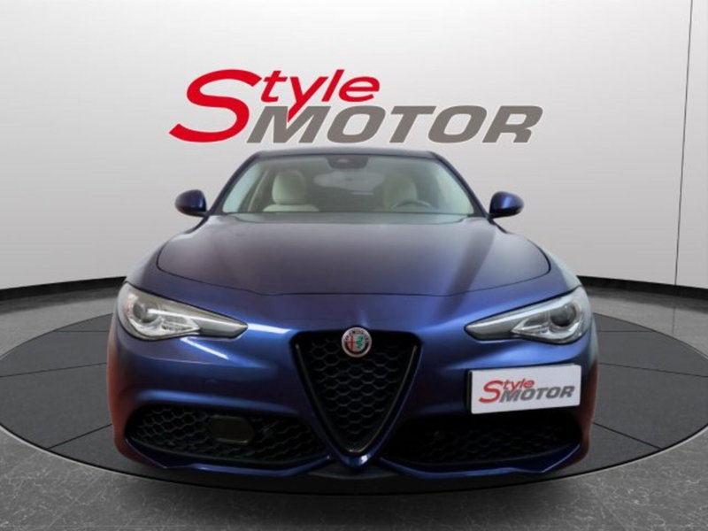 Alfa Romeo Giulia 2.2 Turbodiesel 210 CV AT8 AWD Q4 Veloce