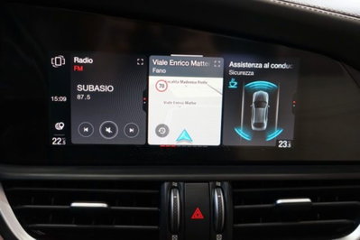 Alfa Romeo Giulia 2.2 Turbodiesel 210 CV AT8 AWD Q4 Veloce (13)
