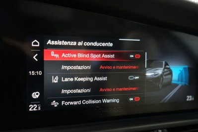 Alfa Romeo Giulia 2.2 Turbodiesel 210 CV AT8 AWD Q4 Veloce (14)