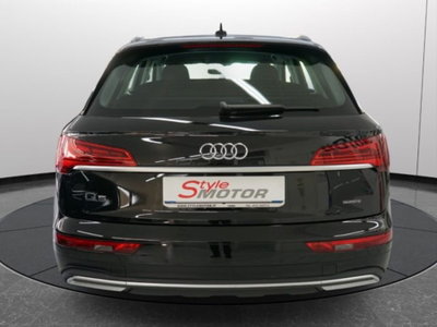 Audi Q5 40 TDI 204 CV quattro S tronic Business (19)