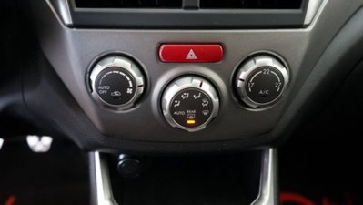Subaru Impreza 2.5 WRX STi (10)