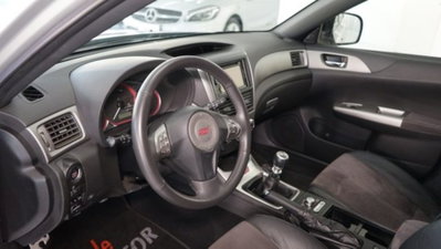 Subaru Impreza 2.5 WRX STi (6)
