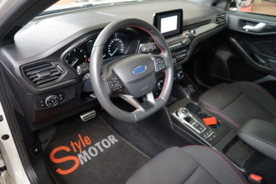 Ford Focus 1.5 EcoBlue 120 CV automatico 5p. ST-Line Co-Pilot (6)