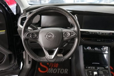 Opel Grandland 1.5 diesel Ecotec aut. Business Elegance (14)