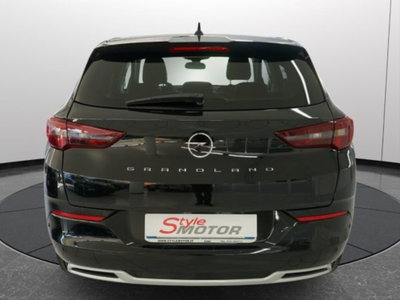 Opel Grandland 1.5 diesel Ecotec aut. Business Elegance (18)