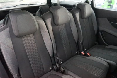 Peugeot 5008 BlueHDi 130 S&S Business (16)