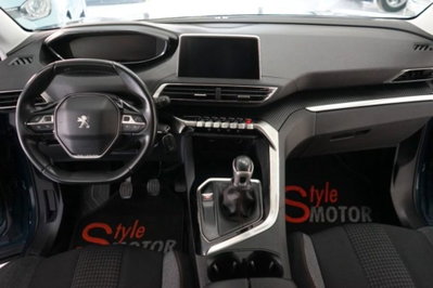 Peugeot 5008 BlueHDi 130 S&S Business (5)