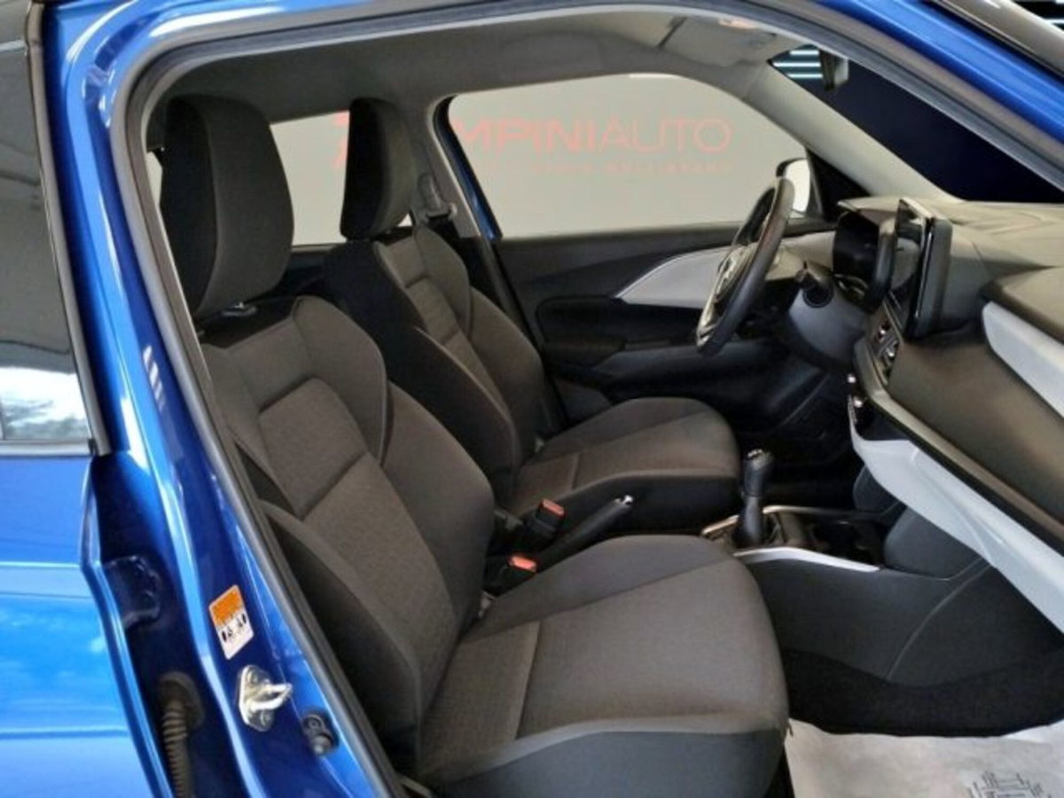 Suzuki Swift 1.2h Top 2wd (18)