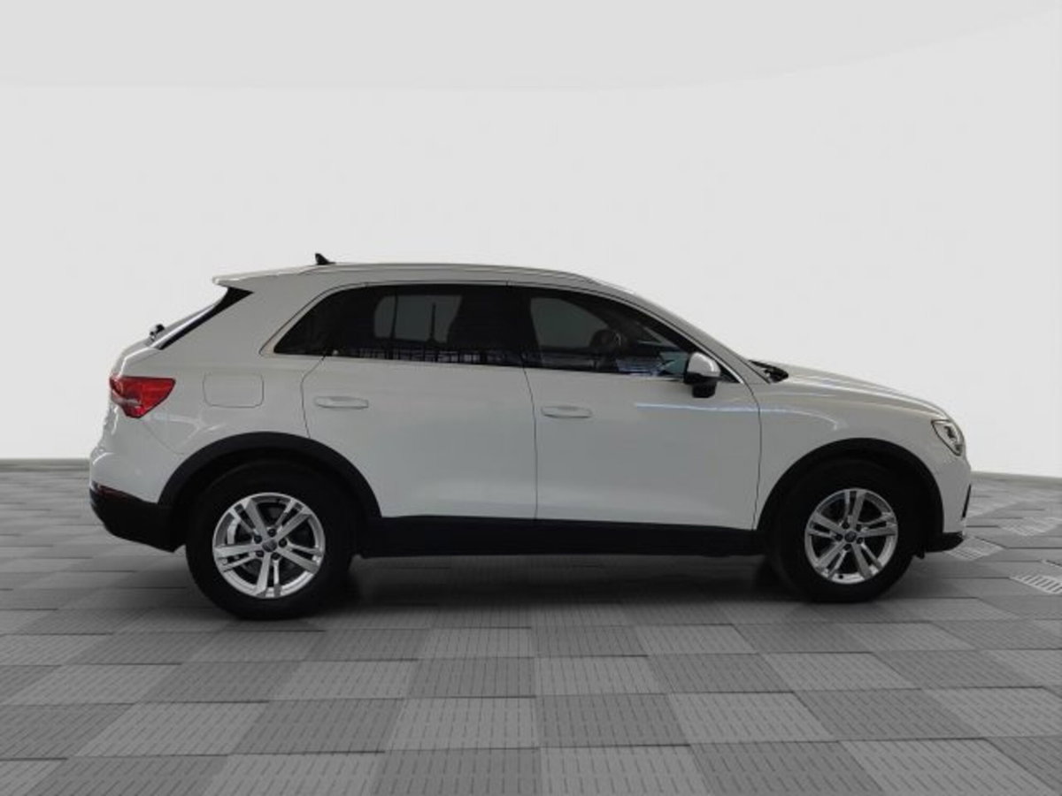 Audi Q3 35 TFSI S tronic Business (6)