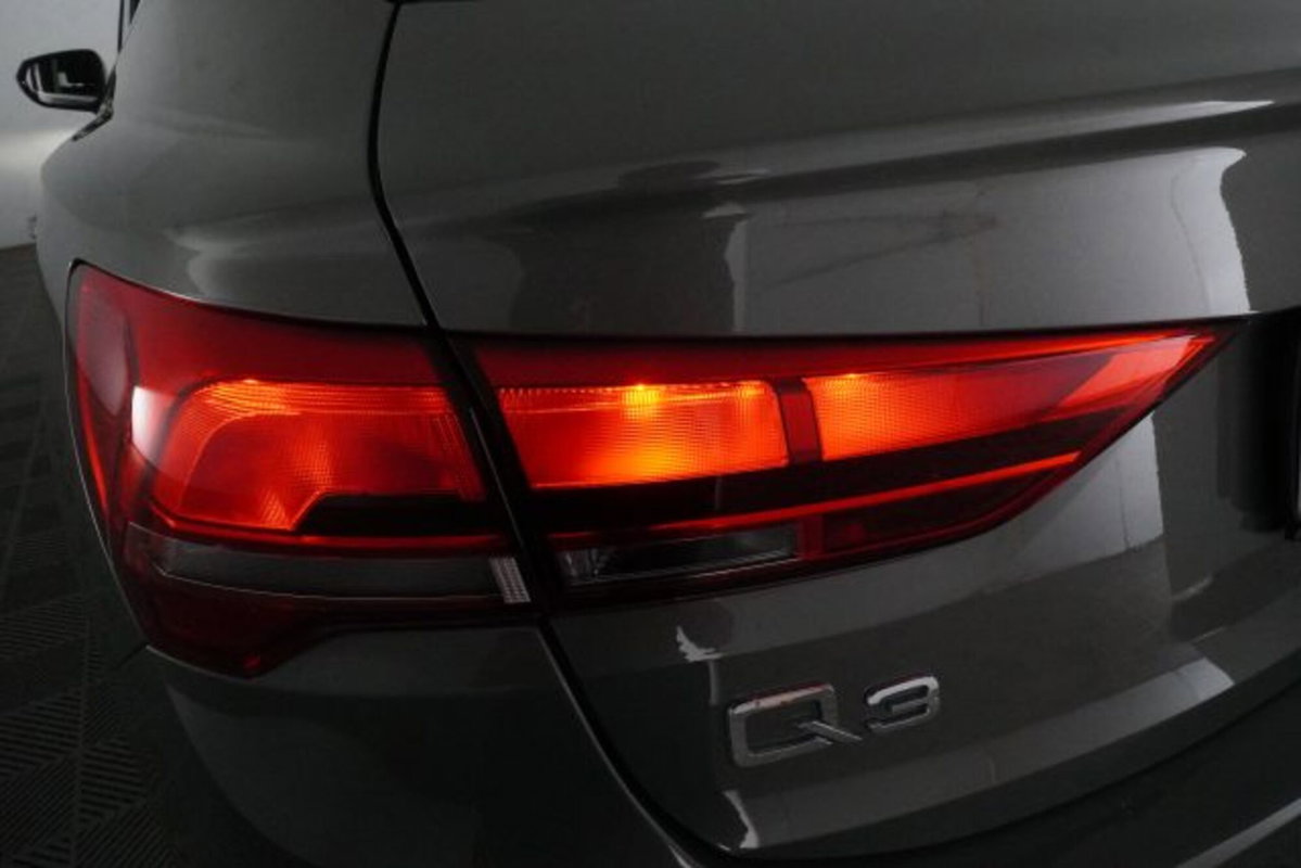 Audi Q3 Sportback 35 TDI quattro S tronic S line edition (10)