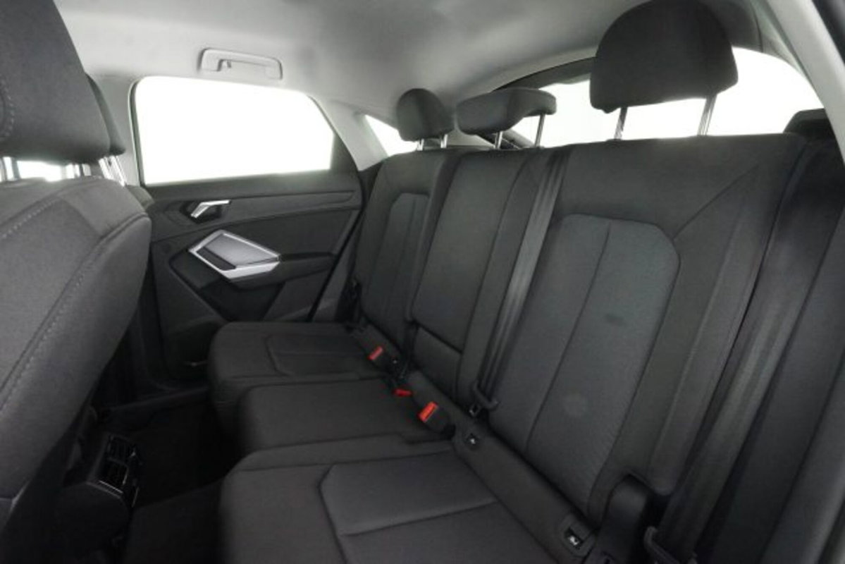 Audi Q3 Sportback 35 TDI quattro S tronic S line edition (3)