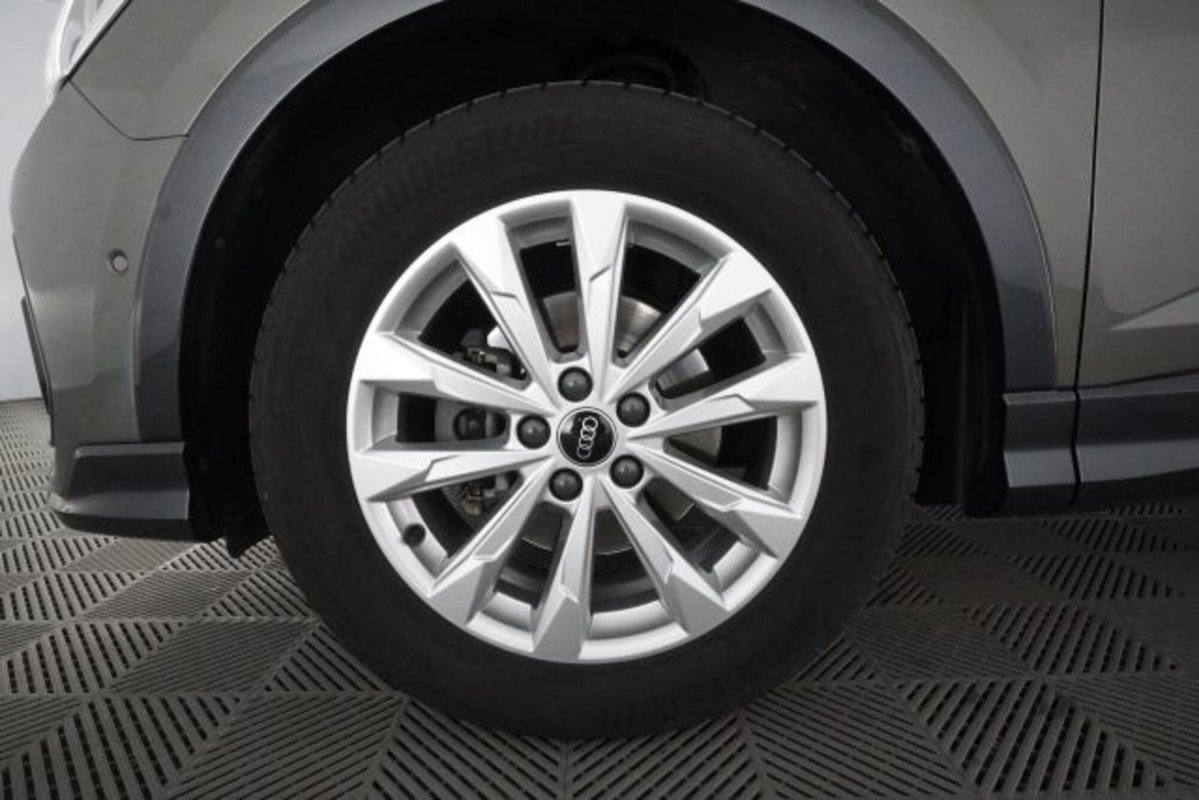 Audi Q3 Sportback 35 TDI quattro S tronic S line edition (8)