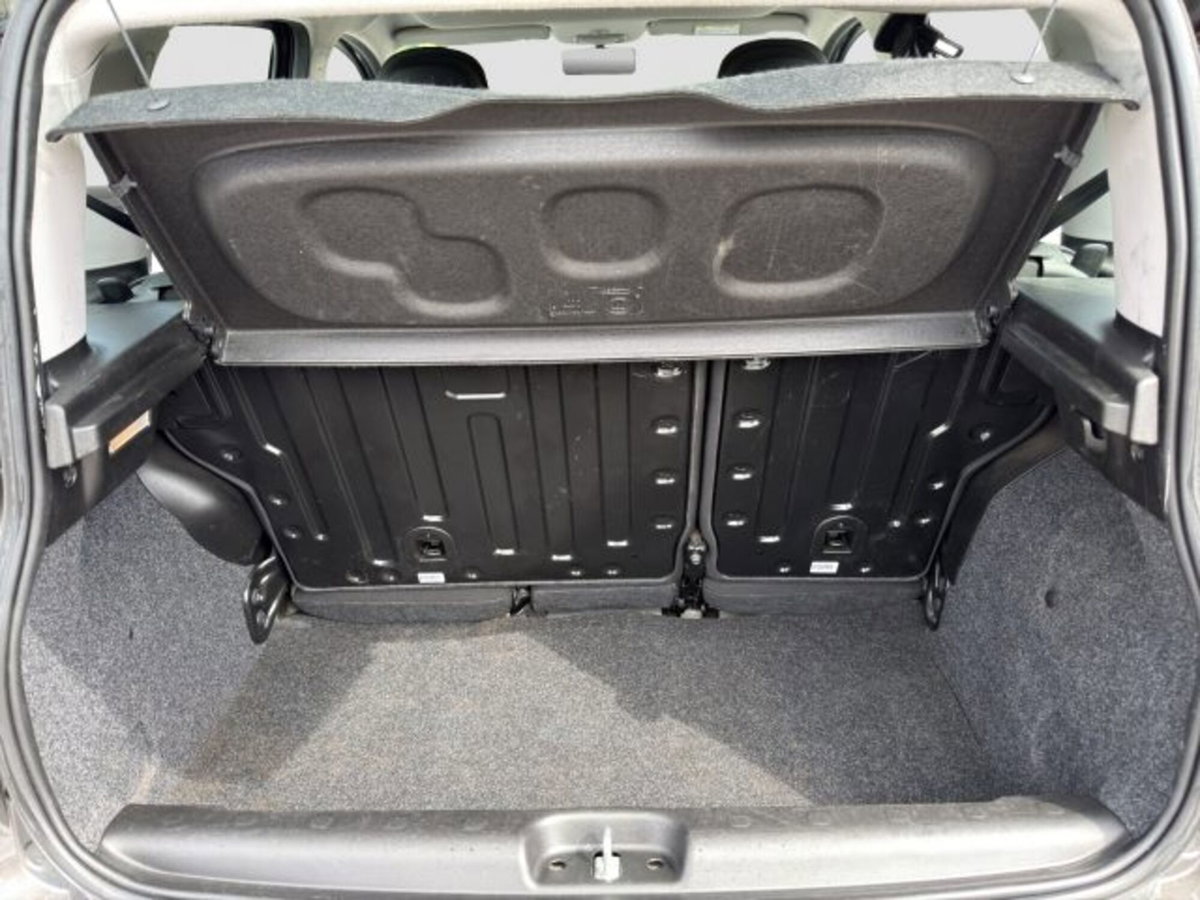 Fiat Panda 1.0 FireFly S&S Hybrid City Cross (13)