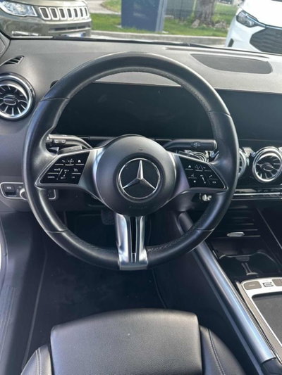 Mercedes-Benz GLA SUV 200 d Progressive Advanced Plus 4matic auto (15)