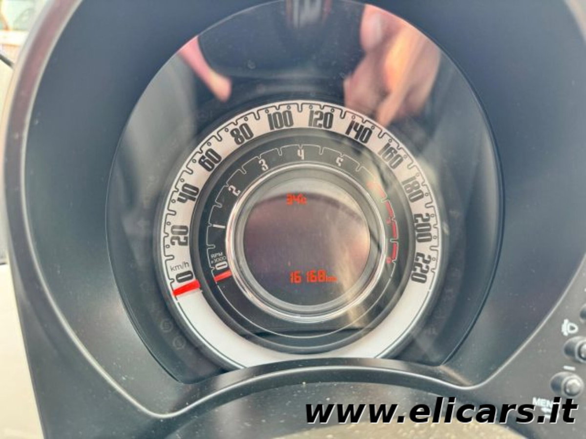 Fiat 500 1.0 Hybrid Lounge (8)