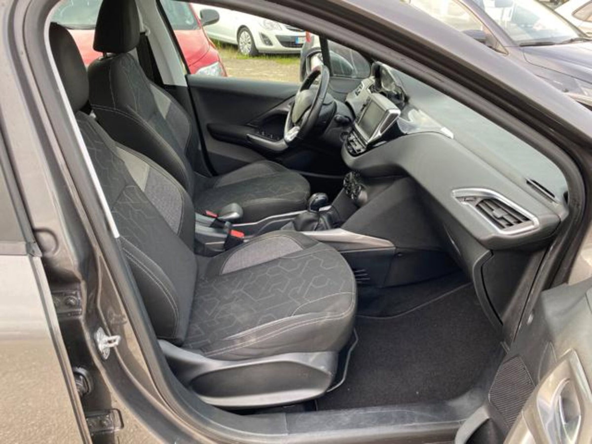 Peugeot 2008 75 Active (10)