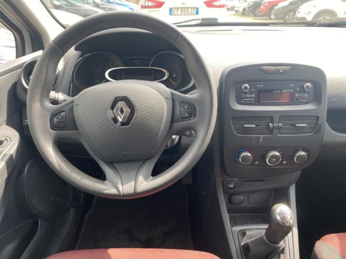 Renault Clio 1.2 75CV GPL 5 porte Live (10)