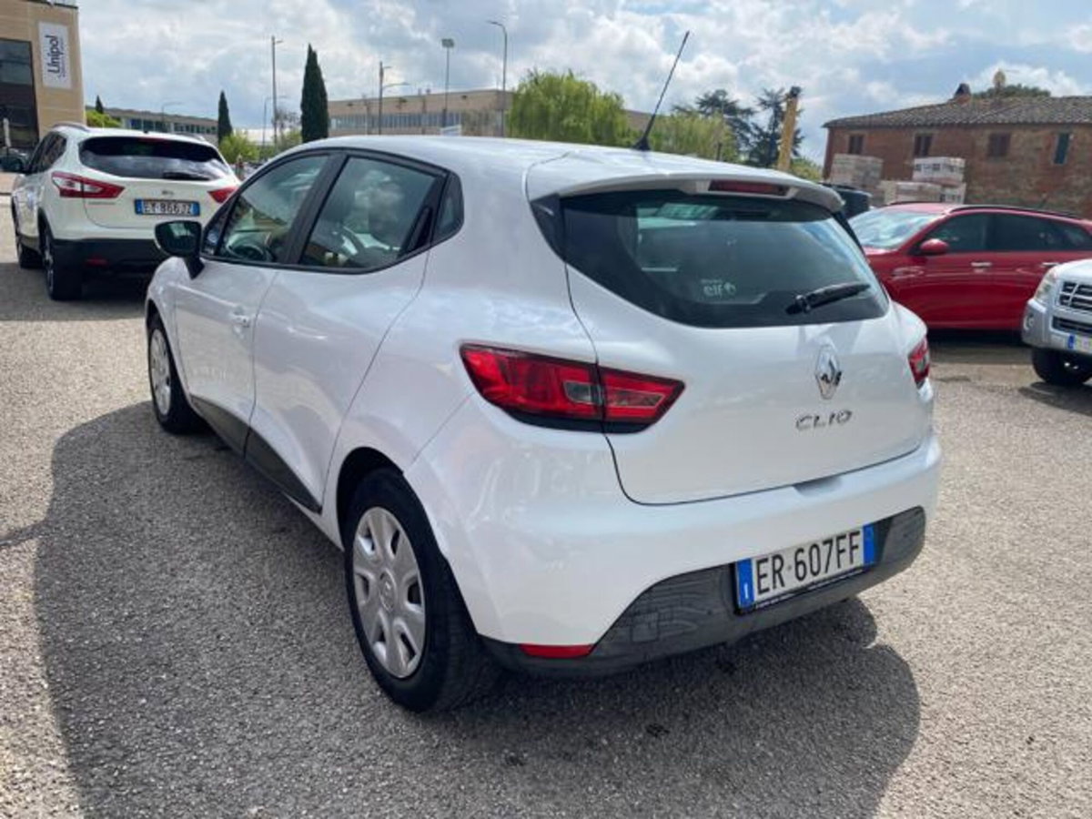 Renault Clio 1.2 75CV GPL 5 porte Live (4)