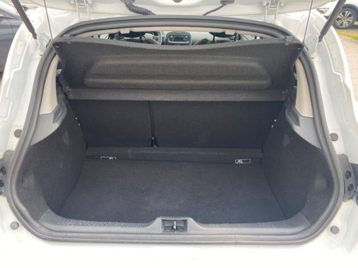 Renault Clio 1.2 75CV GPL 5 porte Live (7)
