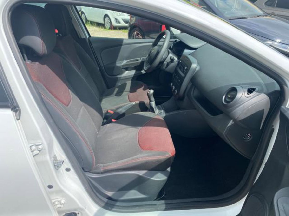 Renault Clio 1.2 75CV GPL 5 porte Live (9)
