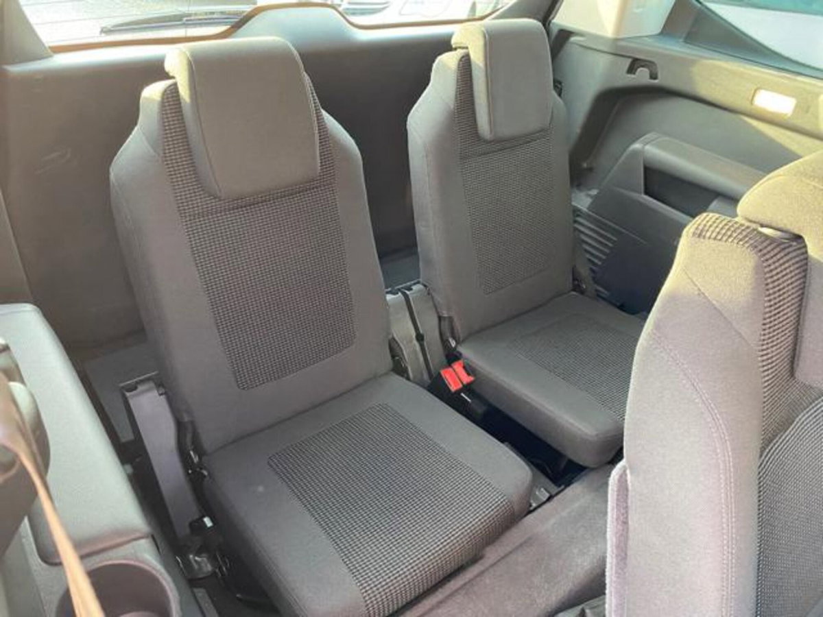 Peugeot 5008 BlueHDi 150 S&S Allure (10)