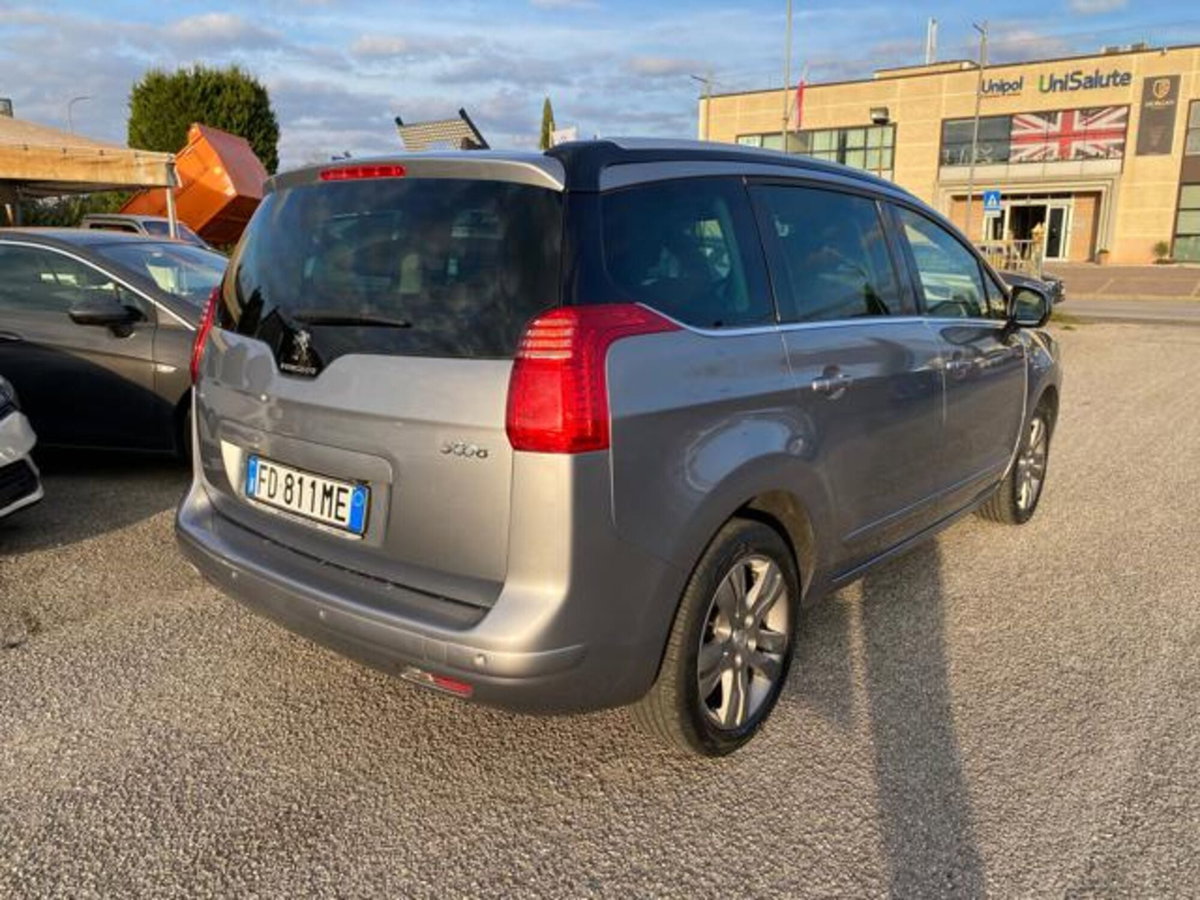 Peugeot 5008 BlueHDi 150 S&S Allure (3)