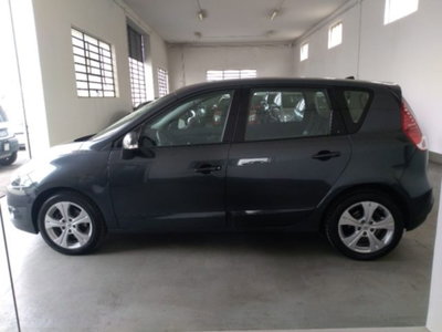Renault Scenic E-Tech Electric 1.5 dCi 110CV Dynamique (2)