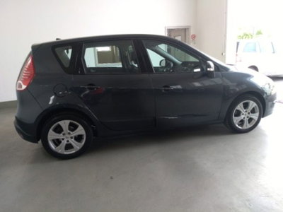 Renault Scenic E-Tech Electric 1.5 dCi 110CV Dynamique (6)