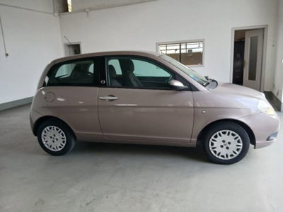 Lancia Ypsilon 1.4 Argento Ecochic GPL (17)