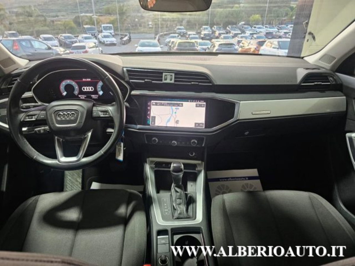Audi Q3 35 TDI quattro S tronic Business (12)